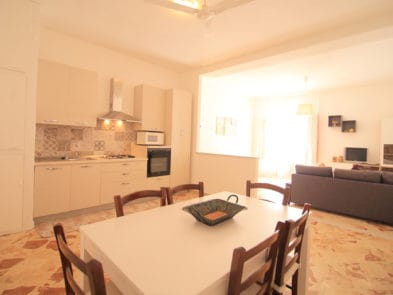 01. Zona Living
